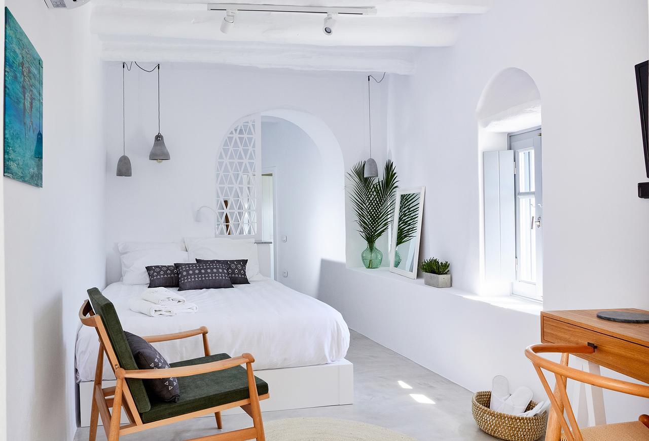 Living Theros Luxury Suites Kardhiani ภายนอก รูปภาพ